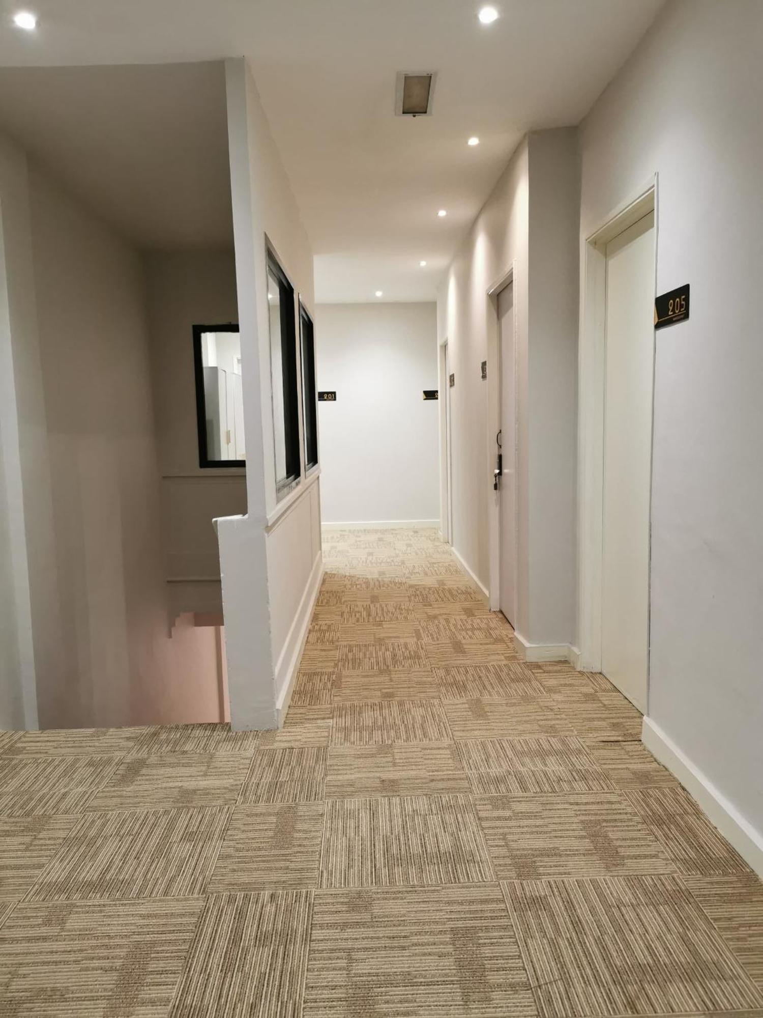 Autumn Guesthouse'S Near Jalan Alor Bukit Bintang クアラルンプール エクステリア 写真