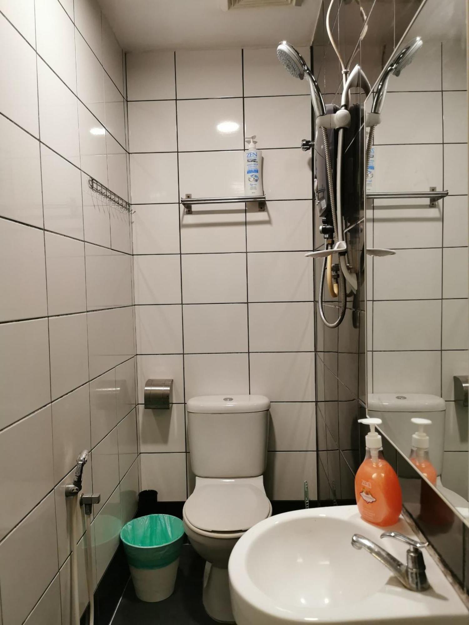 Autumn Guesthouse'S Near Jalan Alor Bukit Bintang クアラルンプール エクステリア 写真